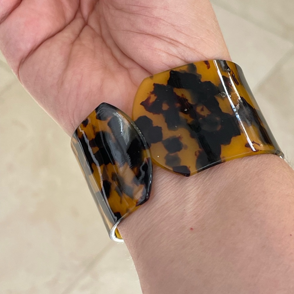 Tortoise Shell Cellulose Acetate Wide Cuff Bracel… - image 4